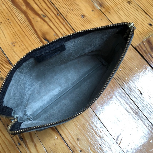 Jessie & Co Make-Up Accessory Bag Gray Leather - Picture 7 of 10